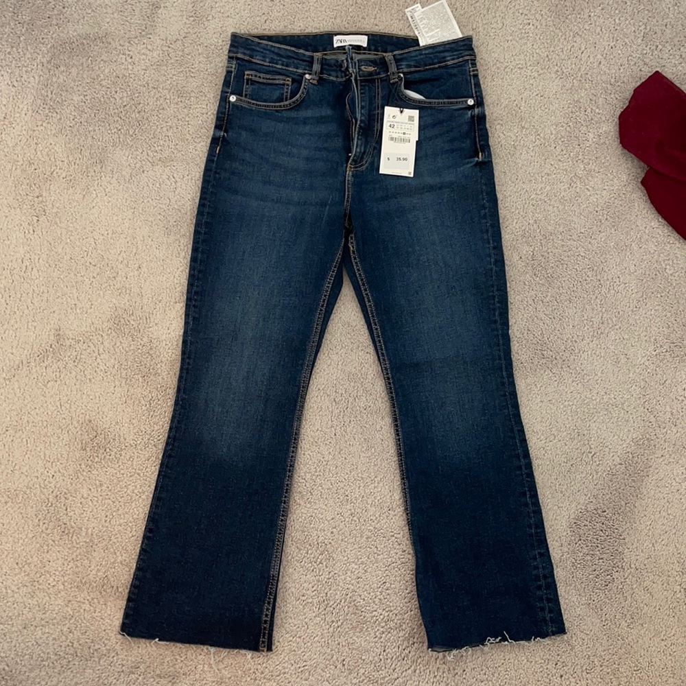 Zara jeans. Brand new. Never worn.